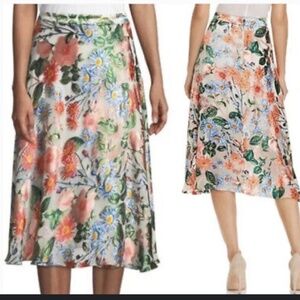 NWT Alice + Olivia Floral Skirt (4)